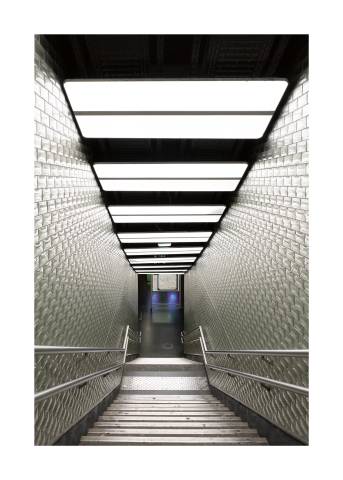 Le Métro de Paris - Limited Fine Art Prints - Photographs by Nabil Zitouni and Ben Van Skyhawk